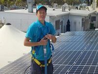 electrician brad g crop electrician brad g cropped